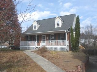 217 Tortoise Ln, Winston Salem, NC 27127