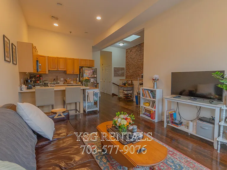 298 Western Ave #3 — Photo 2