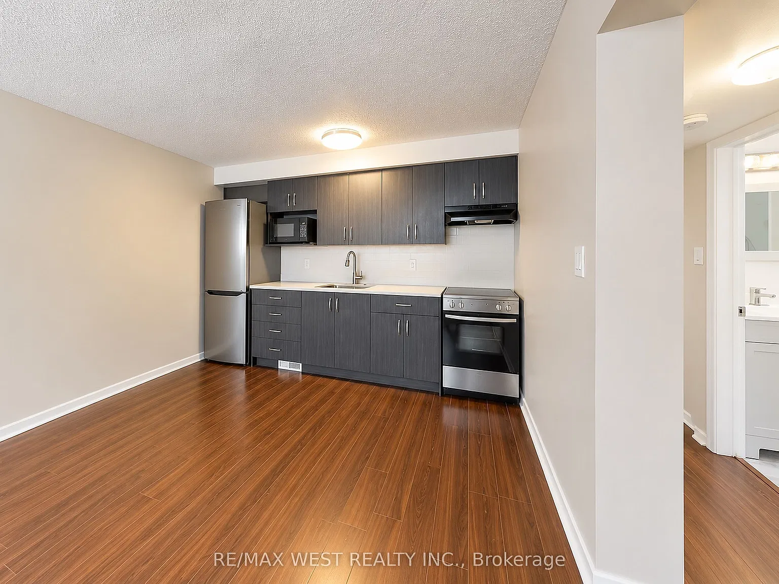 1 bed, $1,600 — Photo 4