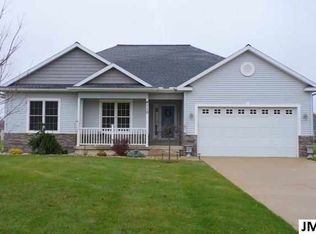 4110 Erika Dr, Pleasant Lake, MI 49272