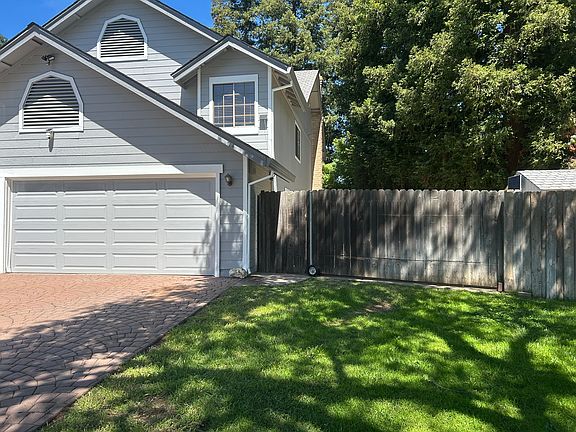 3rd image of 7200 Yarrow Way