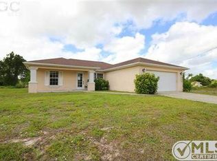 3809 35th St SW, Lehigh Acres, FL 33976
