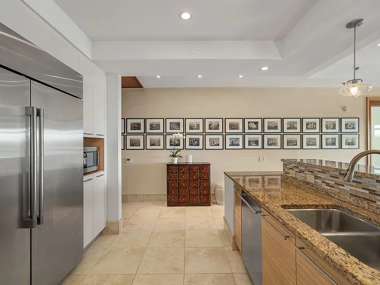 500 Plantation Dr #1-205 — Photo 14