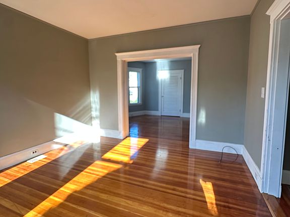 5th image of 70 Ardell St Floor 1