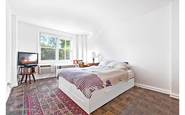 Sold by Douglas Elliman | media 11