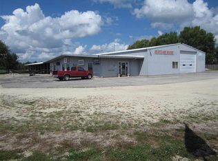 3385 230th Street, Sumner, IA 50674