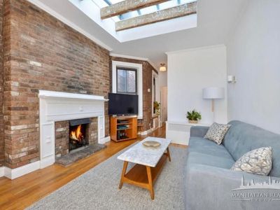 221 W 21st St APT 5C, New York, NY, 10011