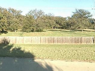 561 Simmons Rd, Double Oak, TX 75077