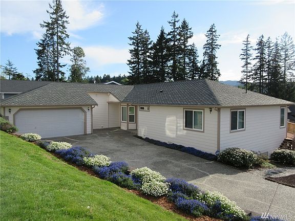 2nd image of 5906 Dockside Ave