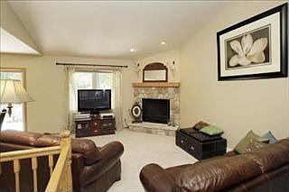 2nd image of 3033 Dogwood Ln