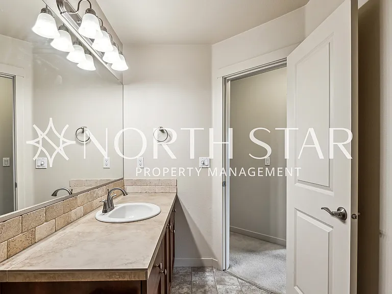 16903 SW 133rd Ter — Photo 30