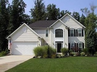 26999 Waterside Dr, Olmsted Falls, OH 44138