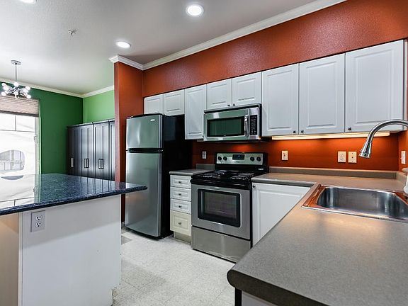 5th image of 16125 Juanita Woodinville Way NE Unit 413
