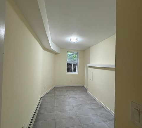 3rd image of 509 Jersey Ave APT 2B