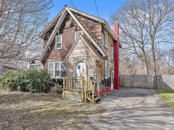 133 Hinsdale Rd, Syracuse, NY 13211