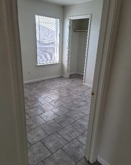 400 W Saint John Ave #B — Photo 1