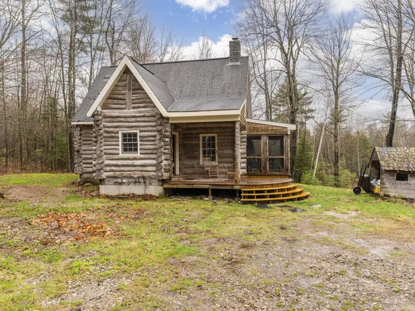 40 Dyer Road, Raymond, ME 04071