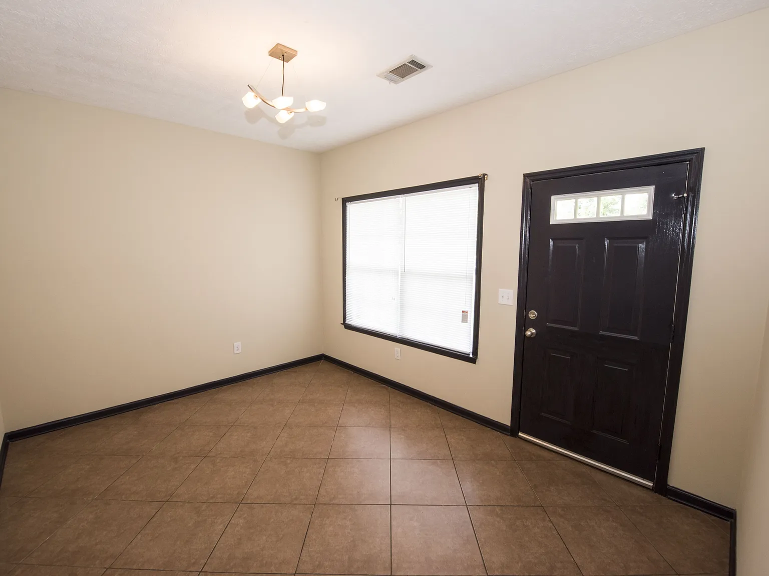 832 Harvard Drive - NA — Photo 2