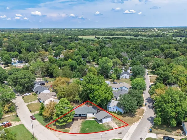 312 Wilton Dr, Greenville, TX 75401