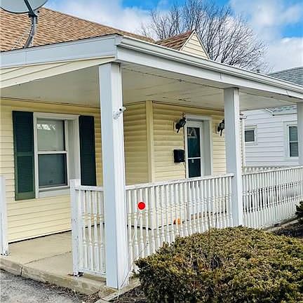 2nd image of 166 Hillcrest Dr