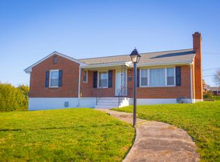 634 Anchor Dr, Roanoke, VA 24012