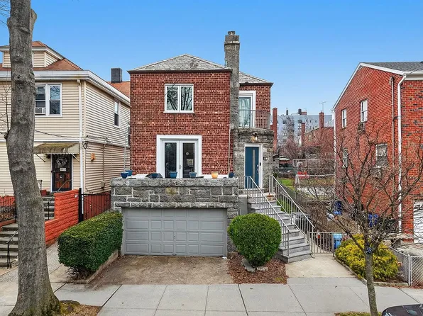 2033 Hering Ave, Bronx, NY 10461