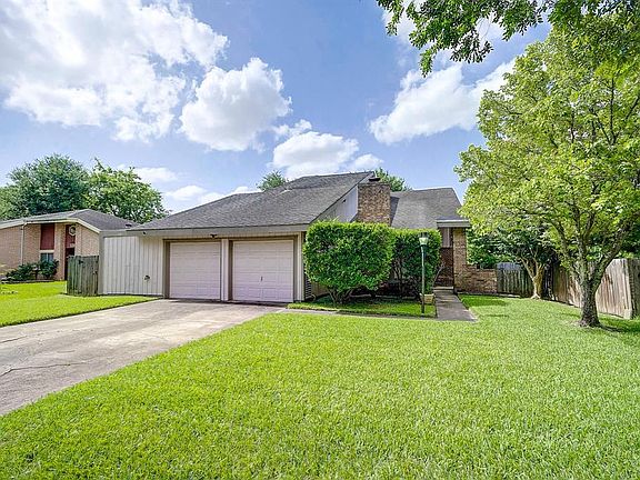 2nd image of 12722 Villawood Ln