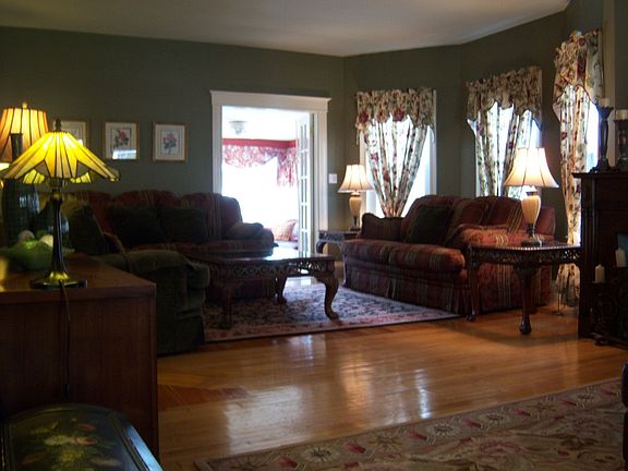 Huge Rooms