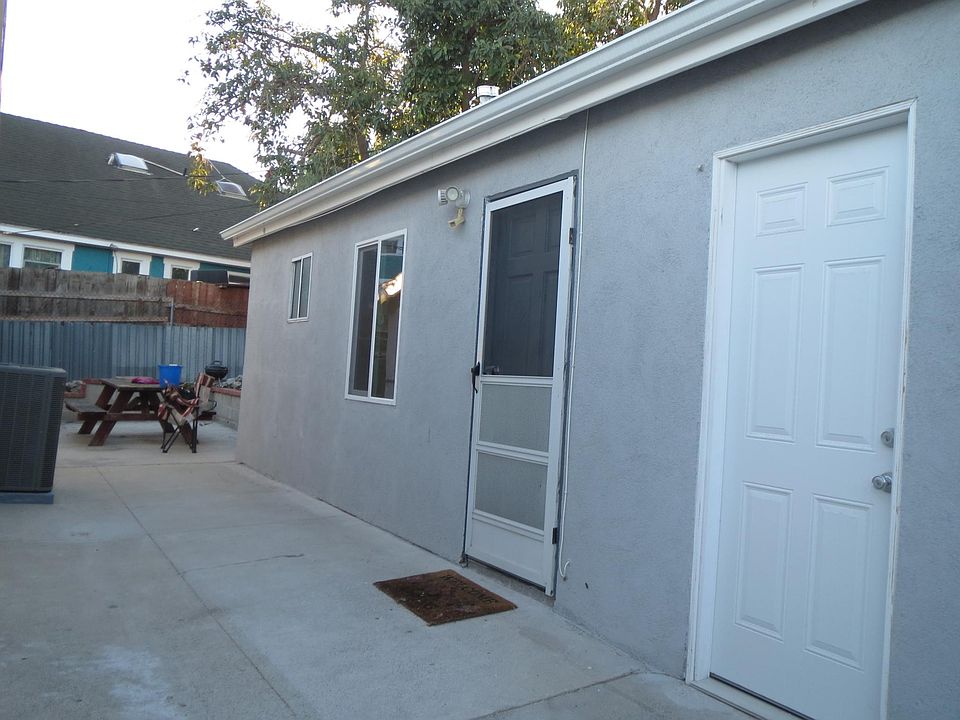 1st image of 12203 Menlo Ave #B