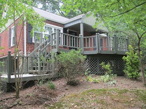1st image of 2305 Kendleworth Dr