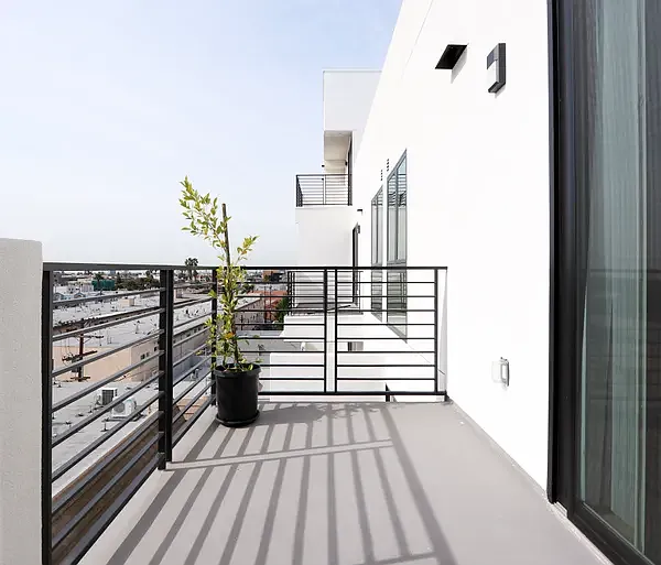 Building Photo - Melrose Residences