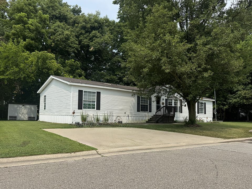 1st image of 339 Brookside Mnr #339