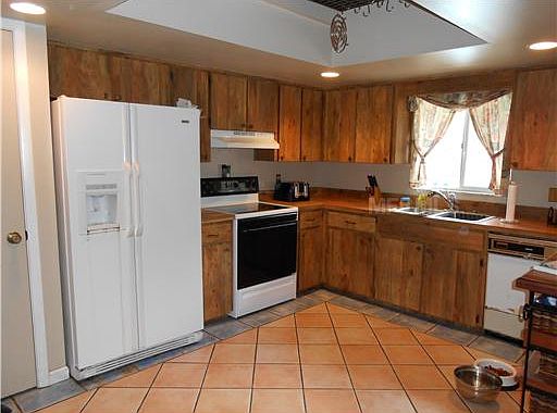 3rd image of 340 Sandpiper Dr