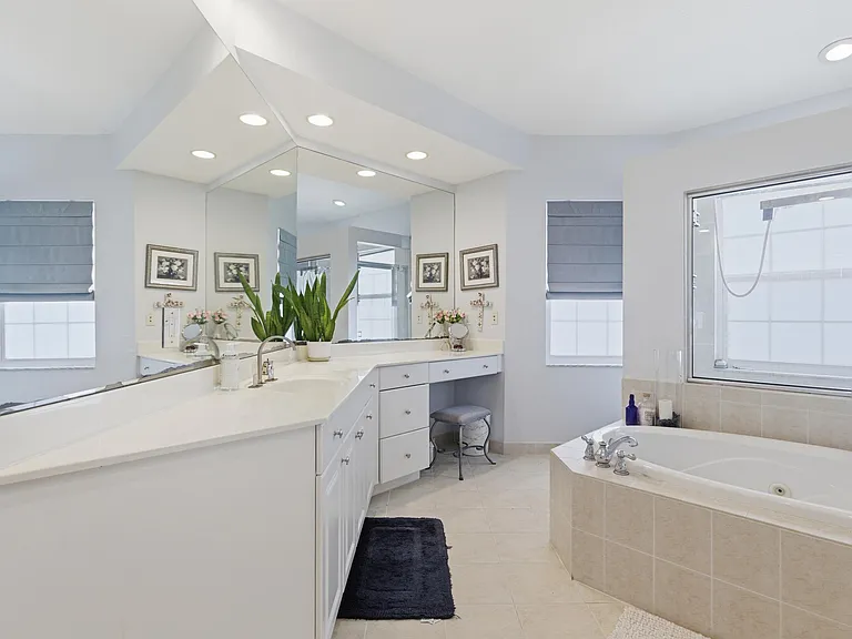 11585 SW Fieldstone Way — Photo 31