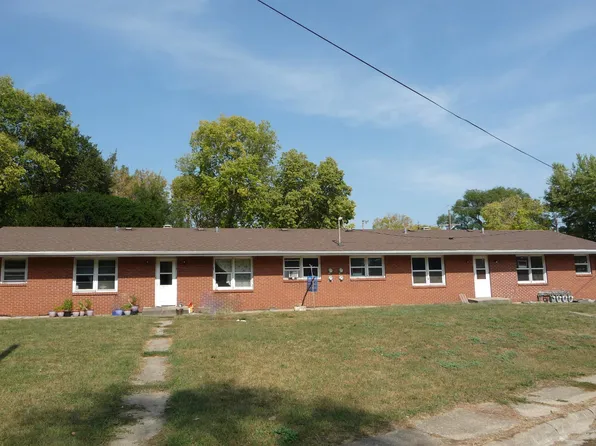 725 S 5th St, Rockford, IL 61104