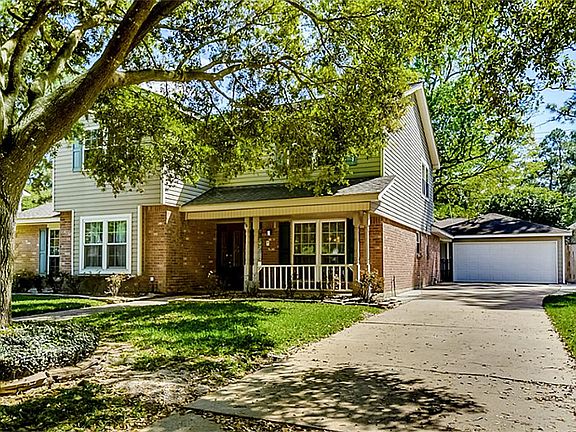 2nd image of 10607 Elmdale Dr
