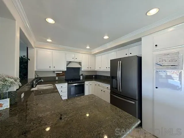 92 Antigua Ct — Photo 8