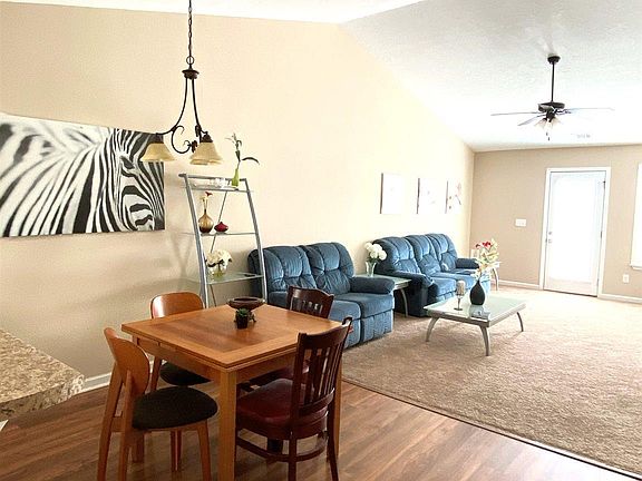 4th image of 237 Sunview Dr #38C