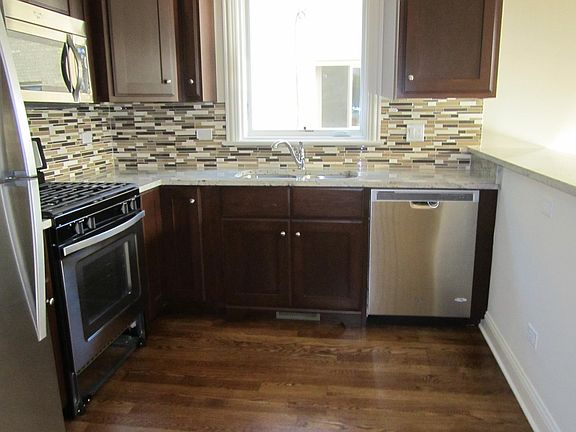3rd image of 6600 N Harlem Ave #1