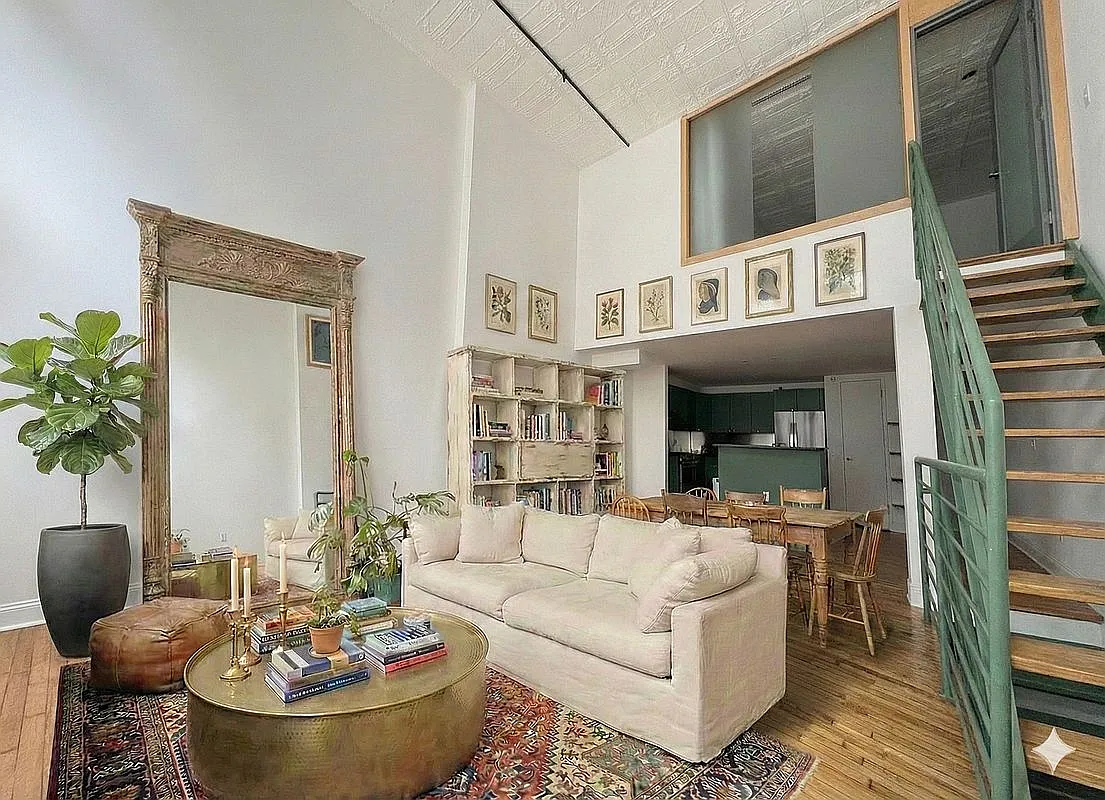138 Broadway APT 1D photo 1