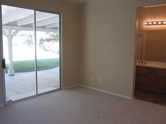 5th image of 20209 Gilbert Dr