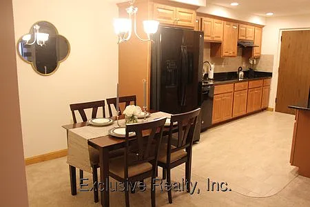 2360 Commonwealth Ave #1-2 — Photo 2