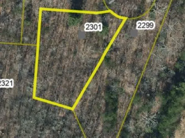 2301 Magnolia Pl #13, Morganton, NC 28655