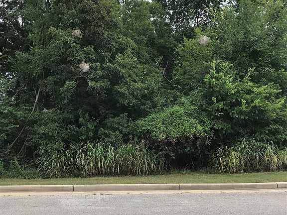 2nd image of E Pine St