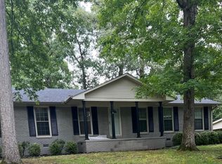 210 Forest Hills Dr, Florence, AL 35633