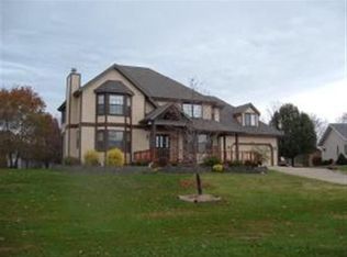 450 Grandview Hills Cir, Reeds Spring, MO 65737