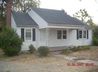 1404 Vaughn Rd, Burlington, NC 27217