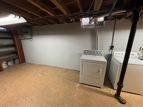 4th image of 29200 Rayburn St