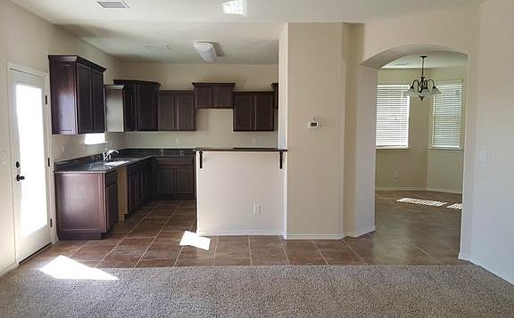 4th image of 12302 Thren Ave