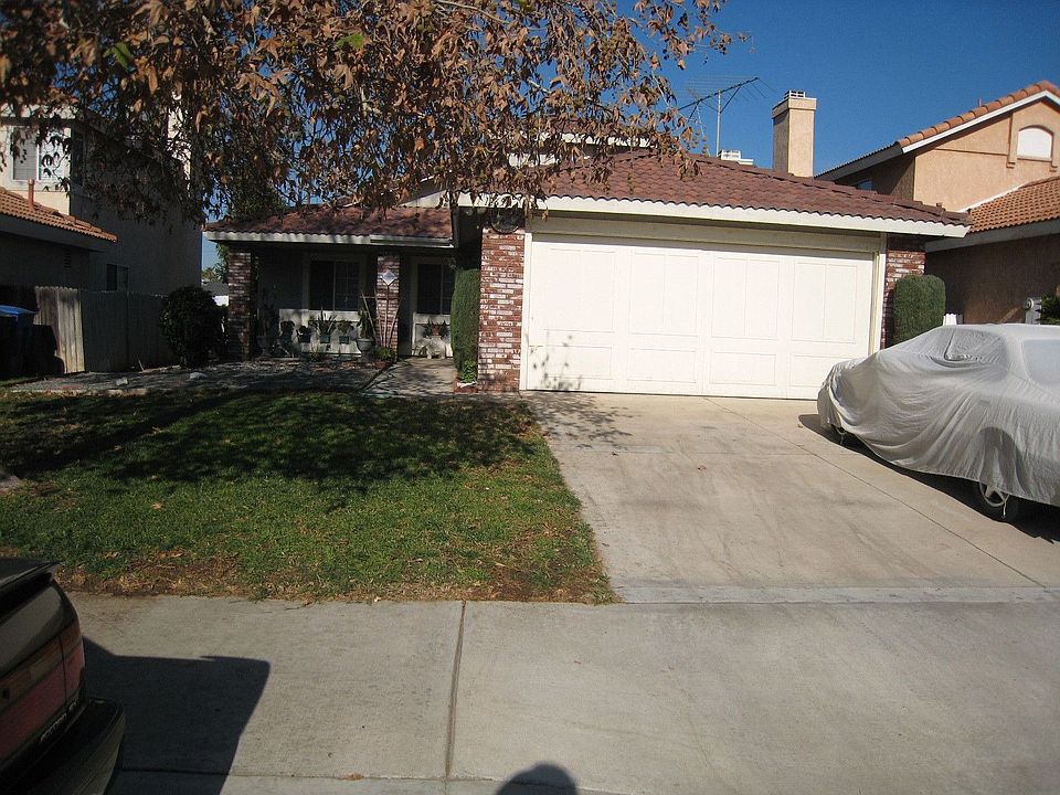 COMPLIMENTS OF PARK PLACE REAL ESTATE